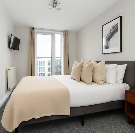 Apartment Fabulous Flat In Hester House London Großbritannien