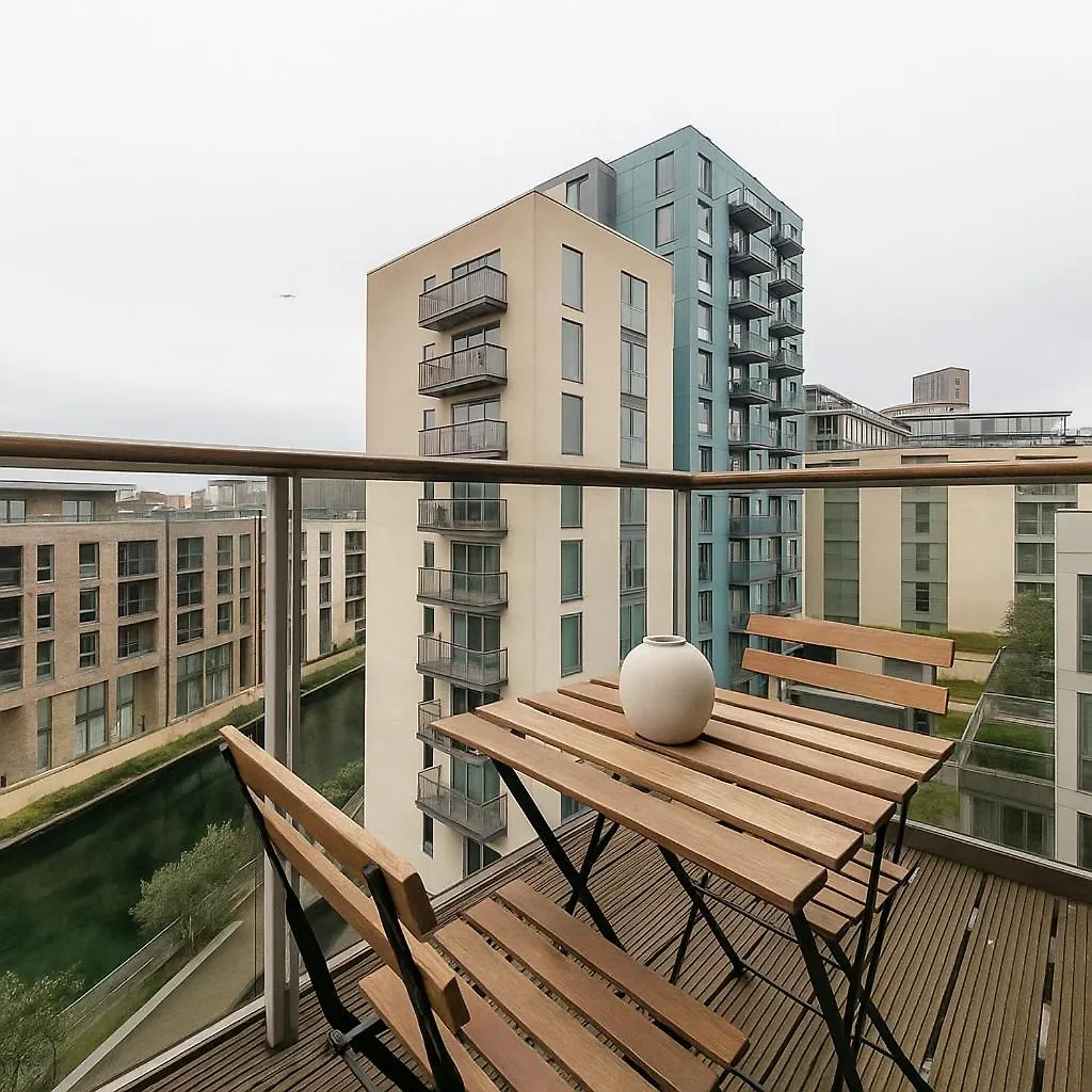 Apartment Fabulous Flat In Hester House London